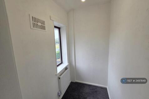 Bedroom 1- Extra Storage