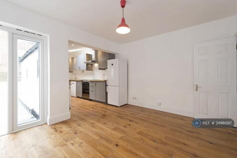 Open Plan Living/Dining/Kitchen