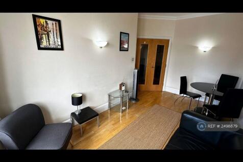 Lounge Towards Hall
