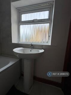 Bathroom - Sink