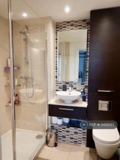 En-Suite (With Master Bedroom)