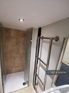 First Floor Room En Suite