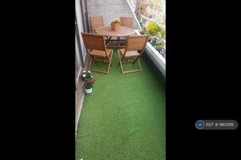 Balcony - Outside Dining