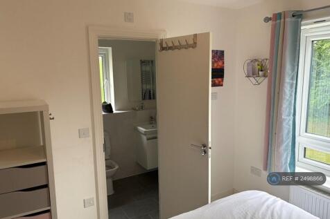 Bedroom With En-Suite