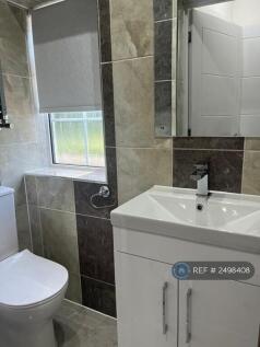 Room 6 - En-Suite