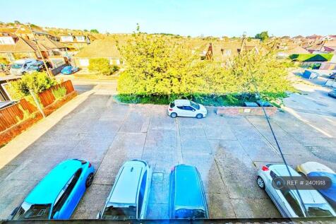 Rear Off Rd Parking