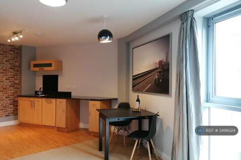 Living Room &amp; Open Plan Kitchen