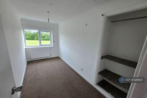Upstairs Bedroom 1