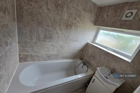 Upstairs Bath