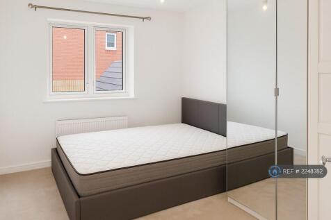 Double Bedroom (Ottoman Bed)
