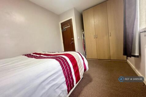 Bed 1 With Fitted Wardrobes 
