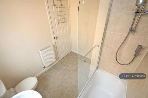 En-Suite Shower 
