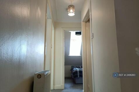Upper Hall Way