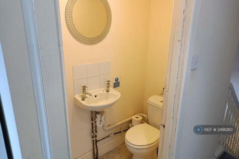 Toilet On Landing