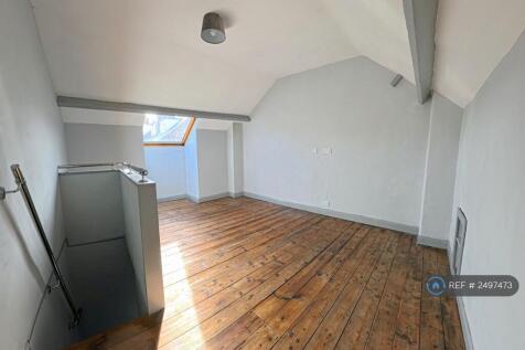 Attic Bedroom 3