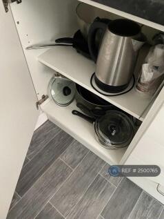 Kitchen_pots&amp;Pans