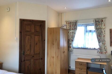 Dressing Table And Wardrobe