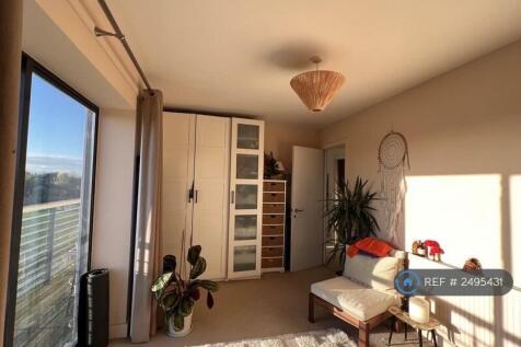 Double Bedroom-2