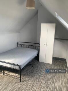 Top Floor Bedroom 