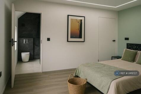 Room 5