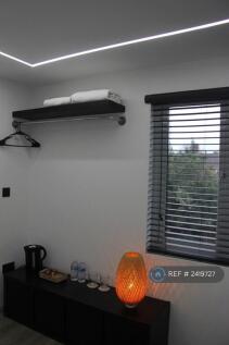 En-Suite Room 7