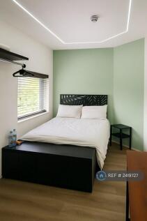 Room4