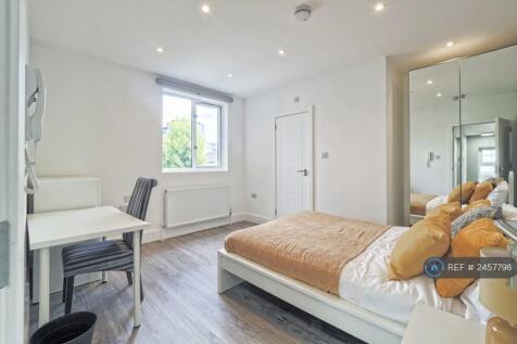 Room 4 - Available On 1st June (£999)