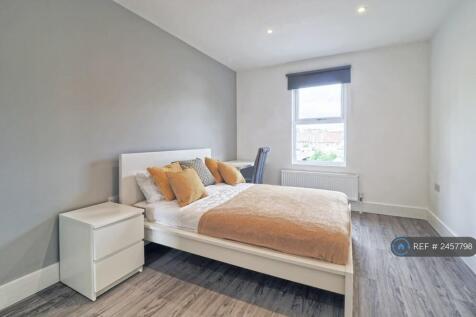 Room 5 - Available On 1st July £1,135
