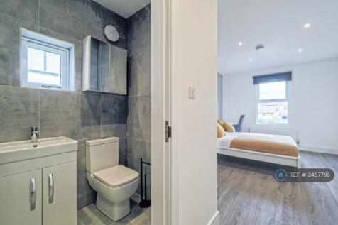 Room 5 - Available On 1st July £1,135