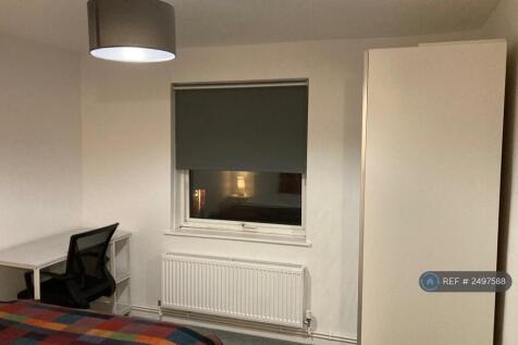 Room 5 - Available On 26th July (£725)