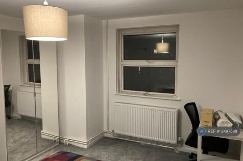 Room 2 - Available On 1st August (£800)