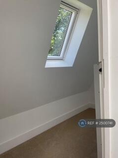 Bedroom 4/ Study/ Nursery