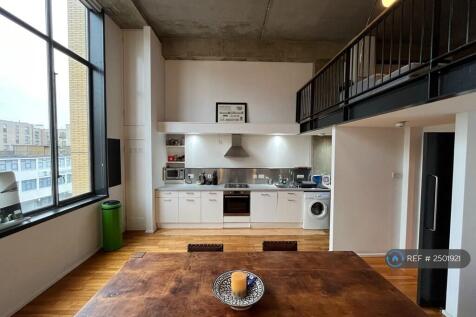 Kitchen/Lounge