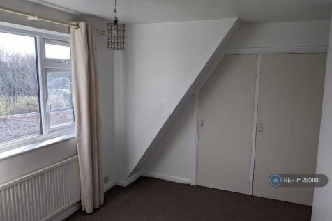 Large Main Bedroom