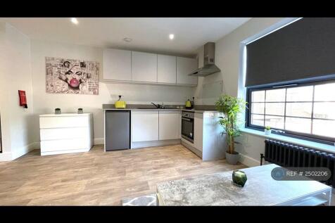 Flat 8