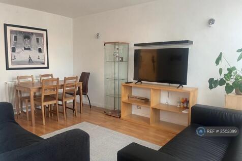 Lounge 2