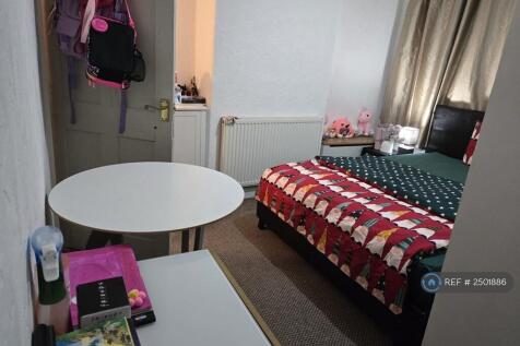 Bedroom 2_a