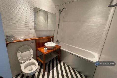 Main Bath