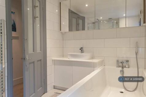 Family Bathroom With Shower &amp; Large Bath
