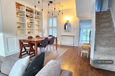 Open Plan Dining Room / Lounge 