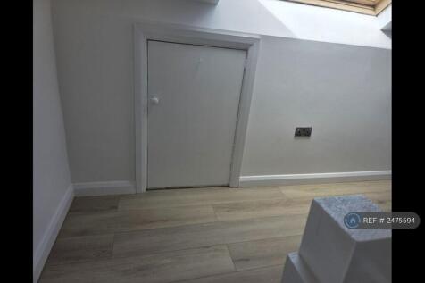 Bright Loft Room
