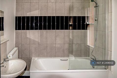Shared Bathroom 1