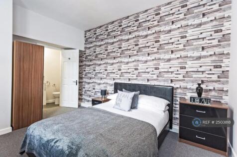 Room 5- Double En-Suite - Let