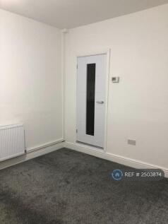 Large Dining Room New Carpets And Blinds