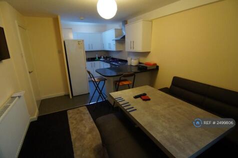 Open Plan Kitchen/Dining Area