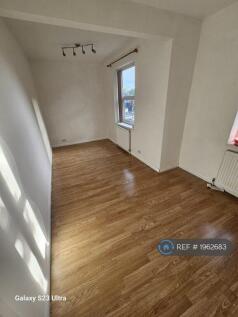 Bedroom4