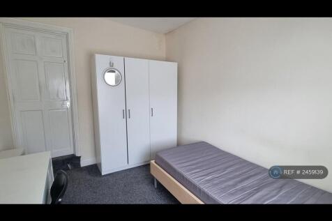Abbey Room £415 All Bills Included 