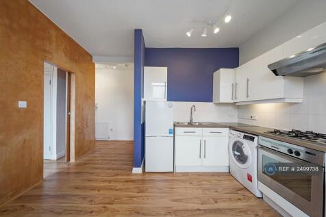 Kitchen/Living Area