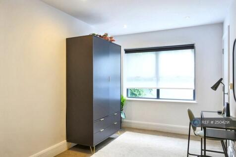 Bedroom 3 (2/2)