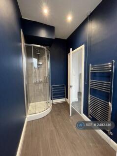 Room 1 Bathroom 1